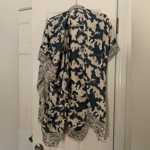 Lucky Brand Floral Short Sleeve Cardigan/Poncho